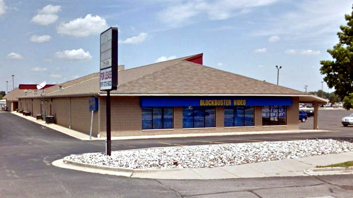 Blockbuster Video - Mt Pleasant - 911 E Pickard (newer photo)